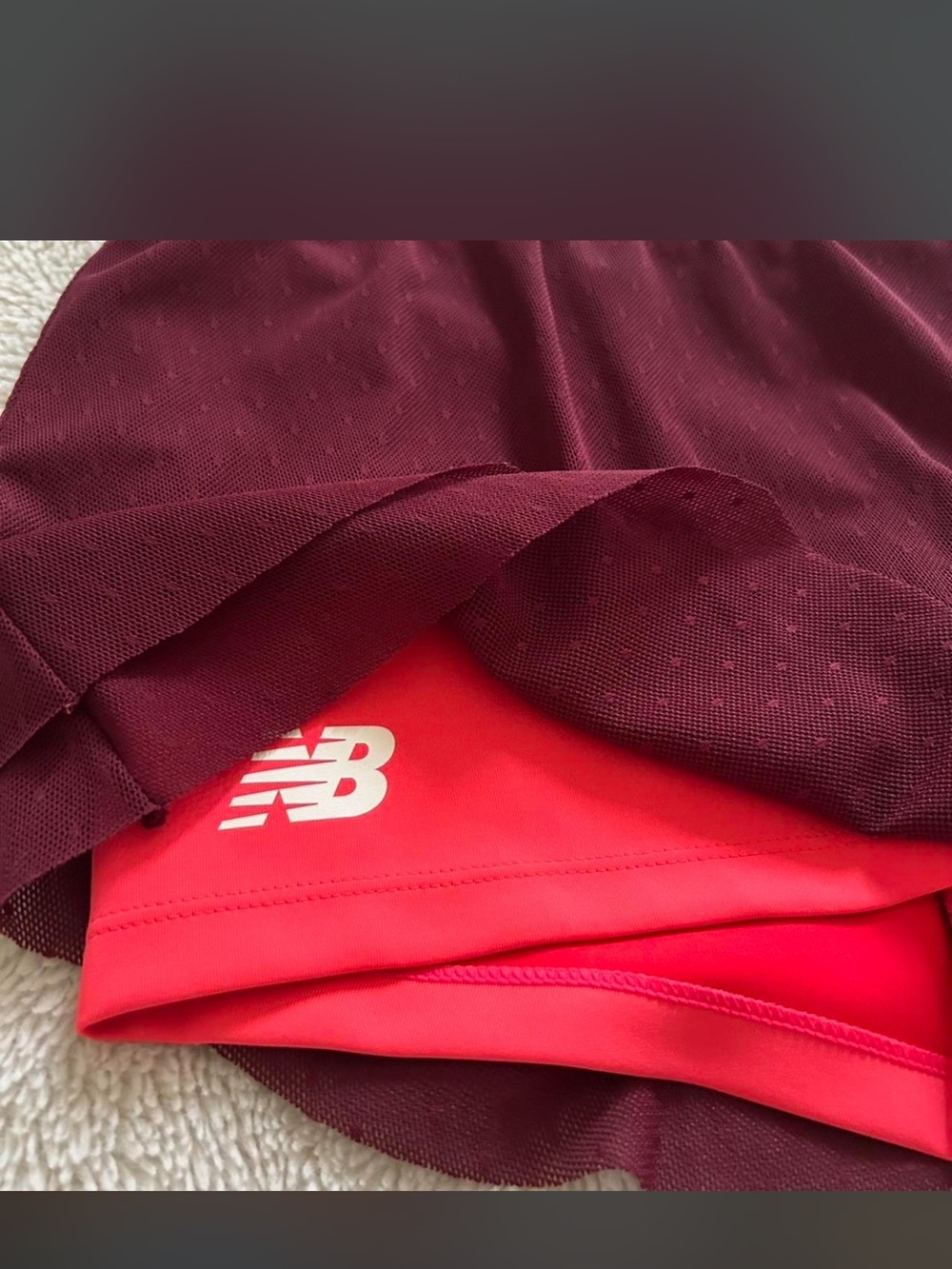 New Balance Red Apparel Tag - Picture 2 of 3